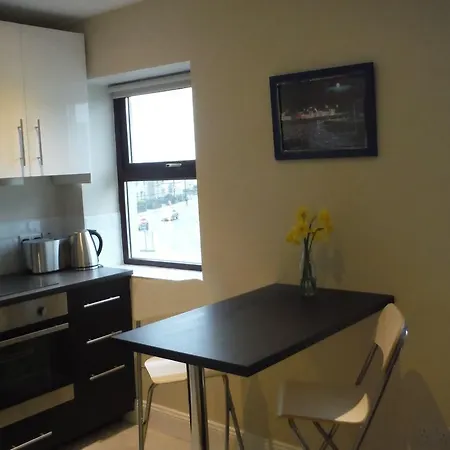 Woodquay Mews Апартаменты