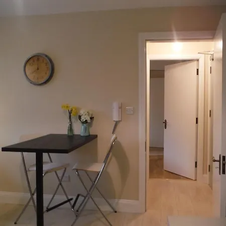 Woodquay Mews * גלוואיי