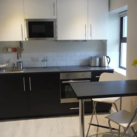 Woodquay Mews דירה *